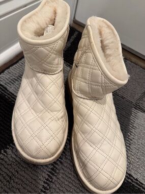 UGG Quilted Faux-Sherpa Ankle Boots - Cream